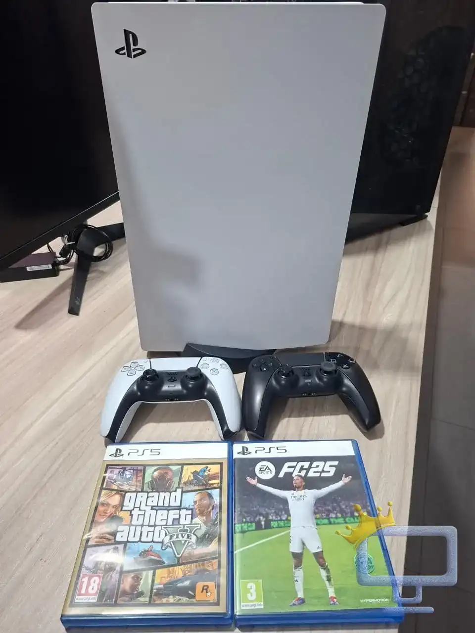PS5 FAT 2 JOYSTICKS + 2 CDS